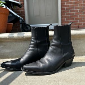 L’intervalle Black Leather Boots Size 8/39
